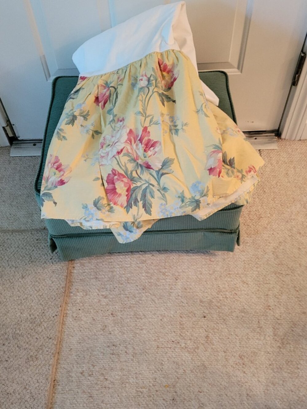 Designer Ralph Lauren Twin Bedskirt